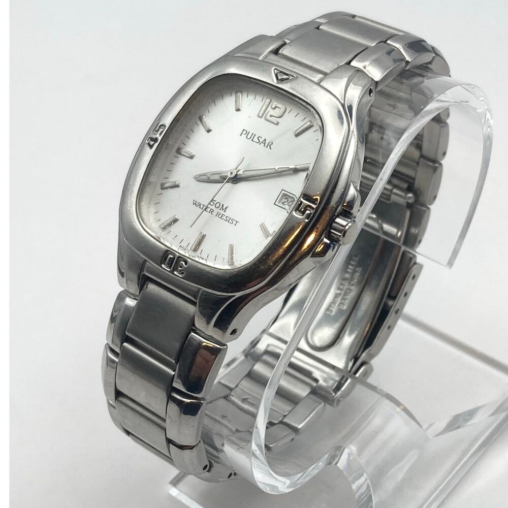 Pulsar BY Seiko Men's Silver Tone Watch 35mm - New Battery - WR Date VX32-X245